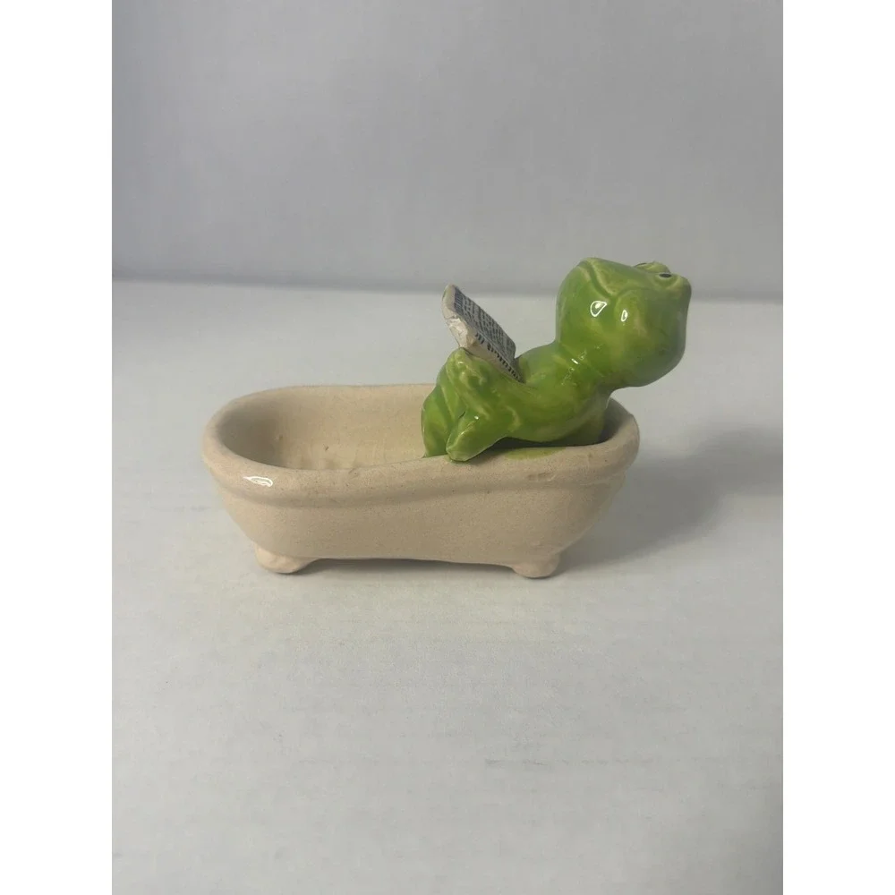 Vintage Ceramic Frog in Bathtub Soap Dish Reading Wall Street Journal Newspaper